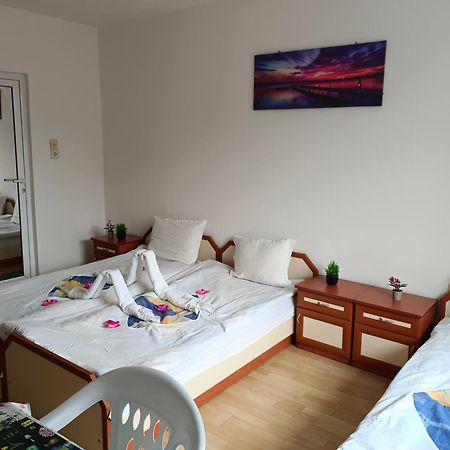 Стаи За Гости Ники Nesebar Exterior photo