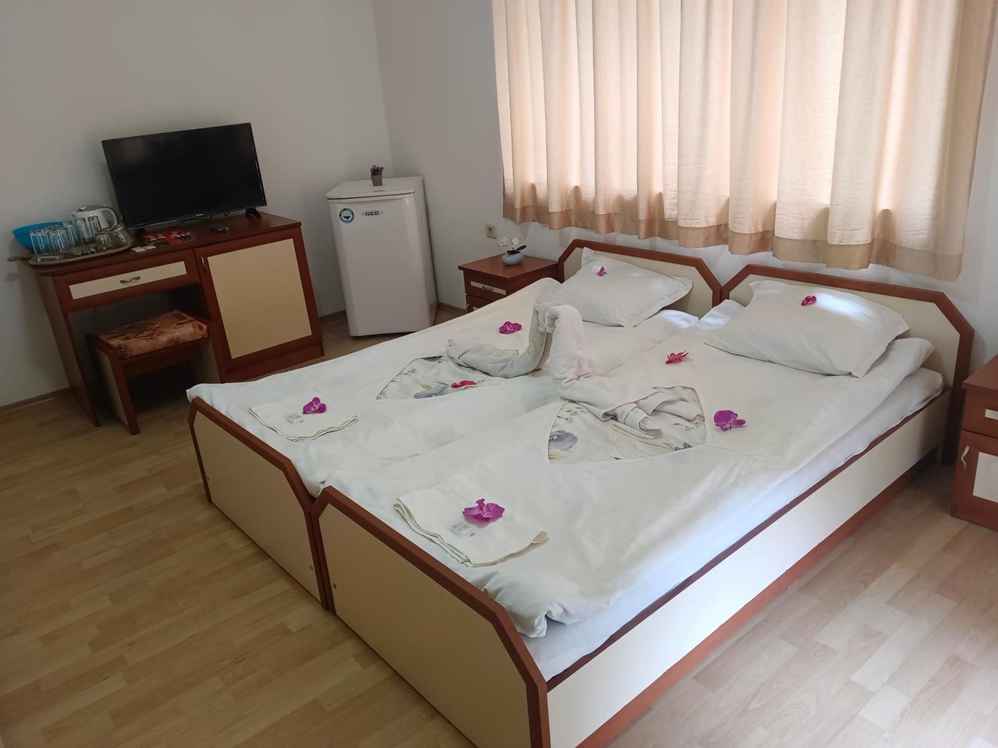 Стаи За Гости Ники Nesebar Exterior photo