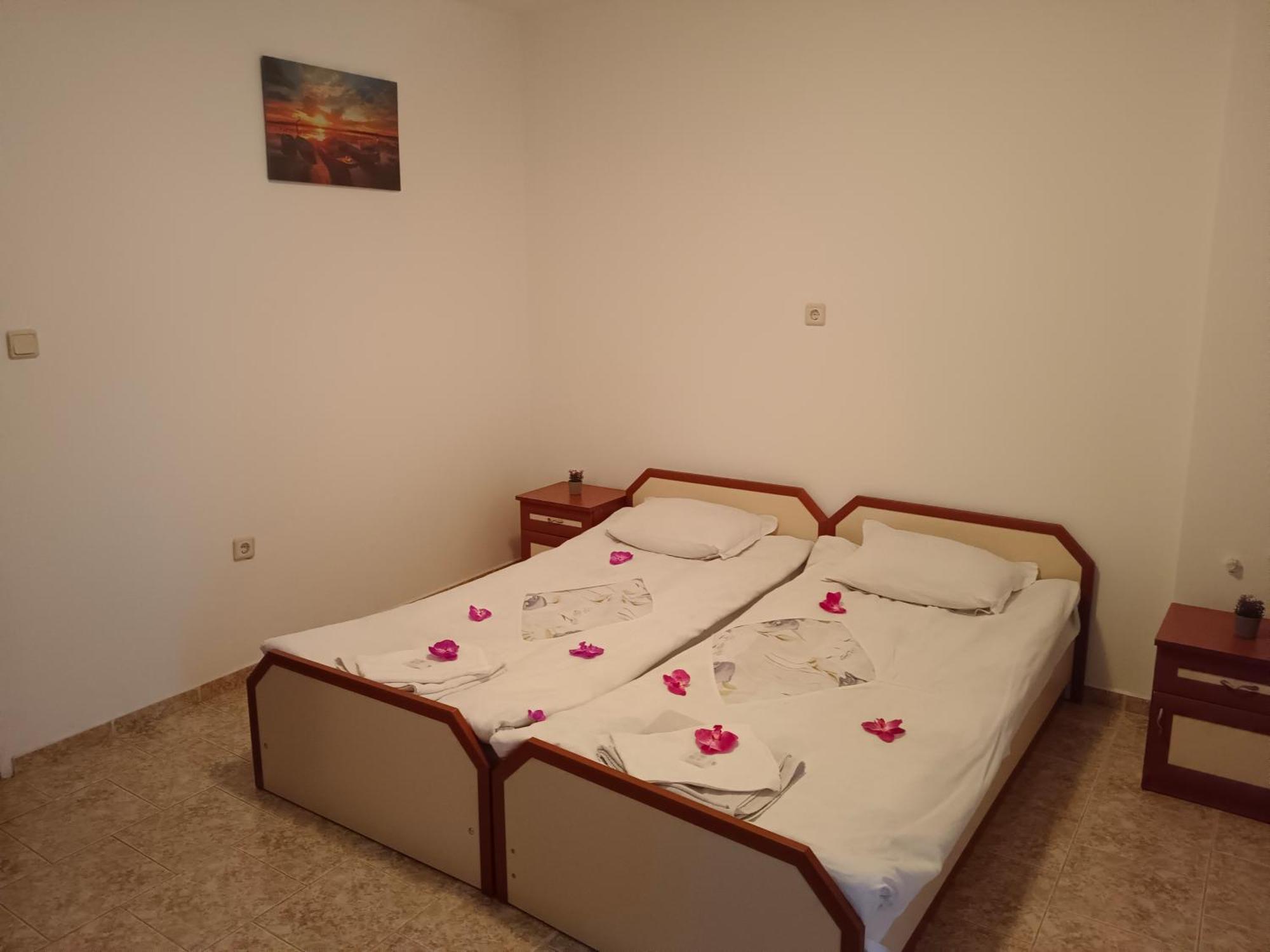 Стаи За Гости Ники Nesebar Exterior photo