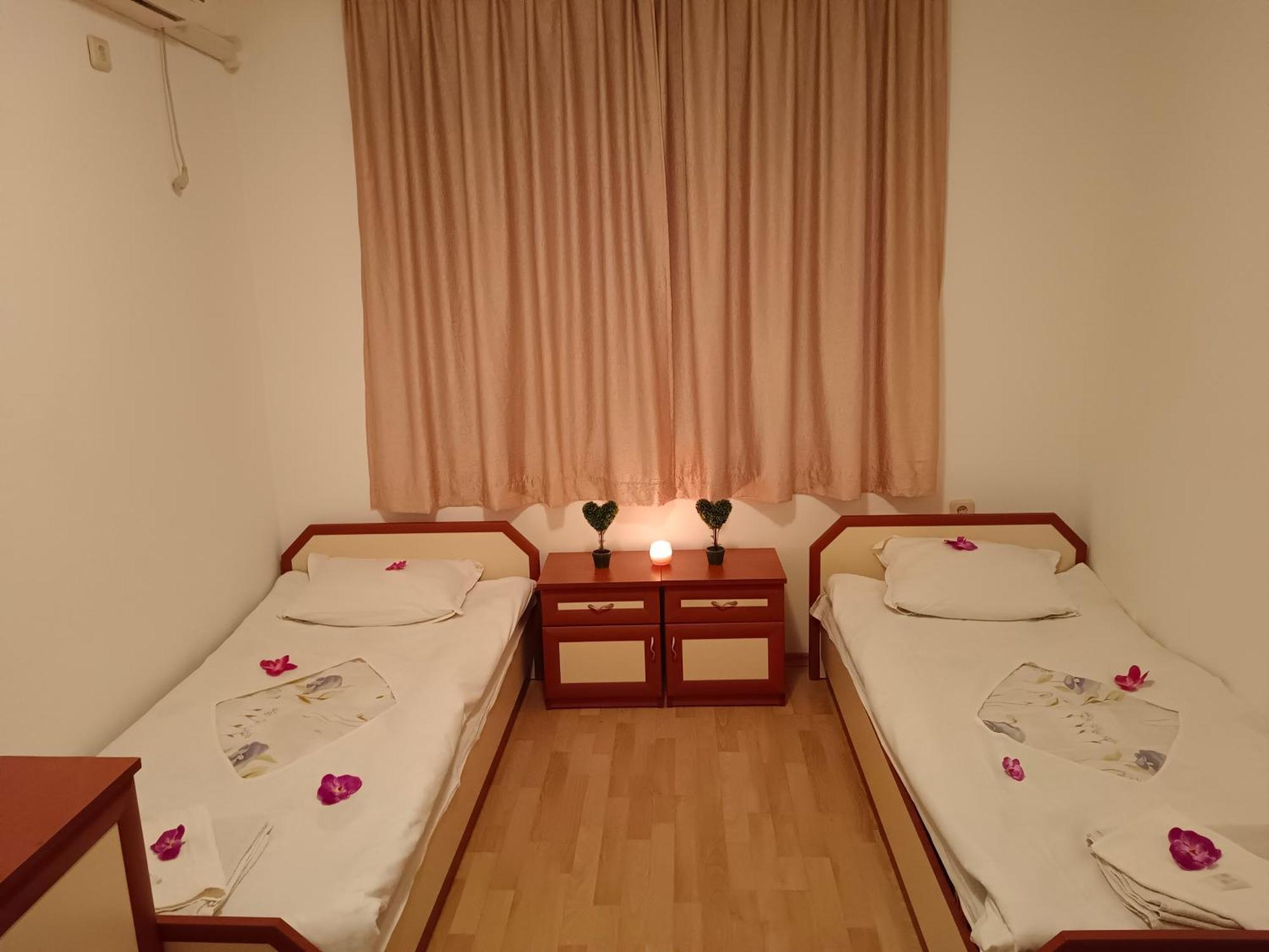 Стаи За Гости Ники Nesebar Exterior photo