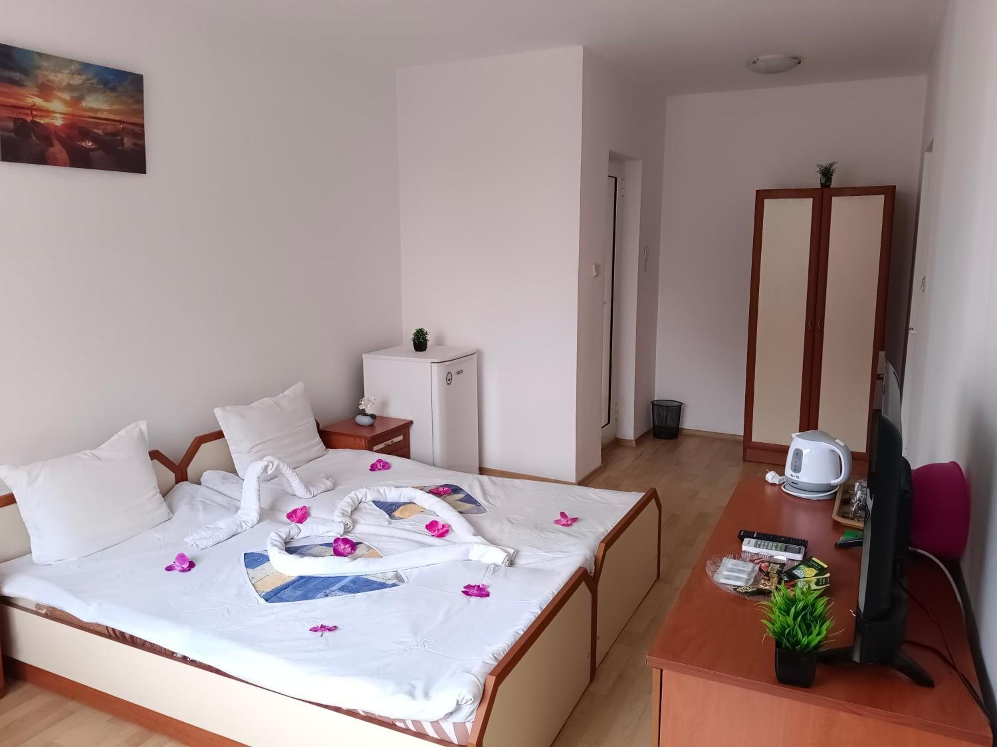 Стаи За Гости Ники Nesebar Exterior photo